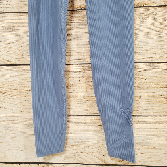 NWT Heroione Sport Powder Blue Ribbed Revive Leggings XS - Picture 6 of 10